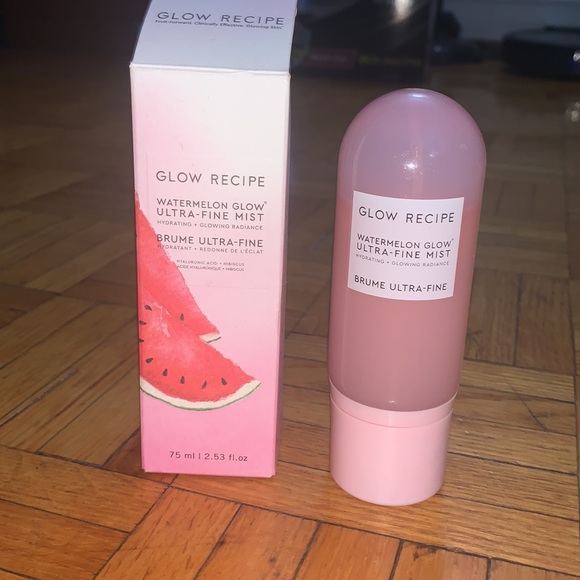 Glow Recipe Watermelon Glow Ultra-Fine Hydrating Mist - Picture 8 of 15